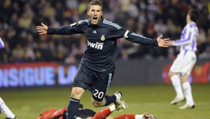 九游登录入口-特色足球文化产业示范项目在多城市落地，打造足球特色学校