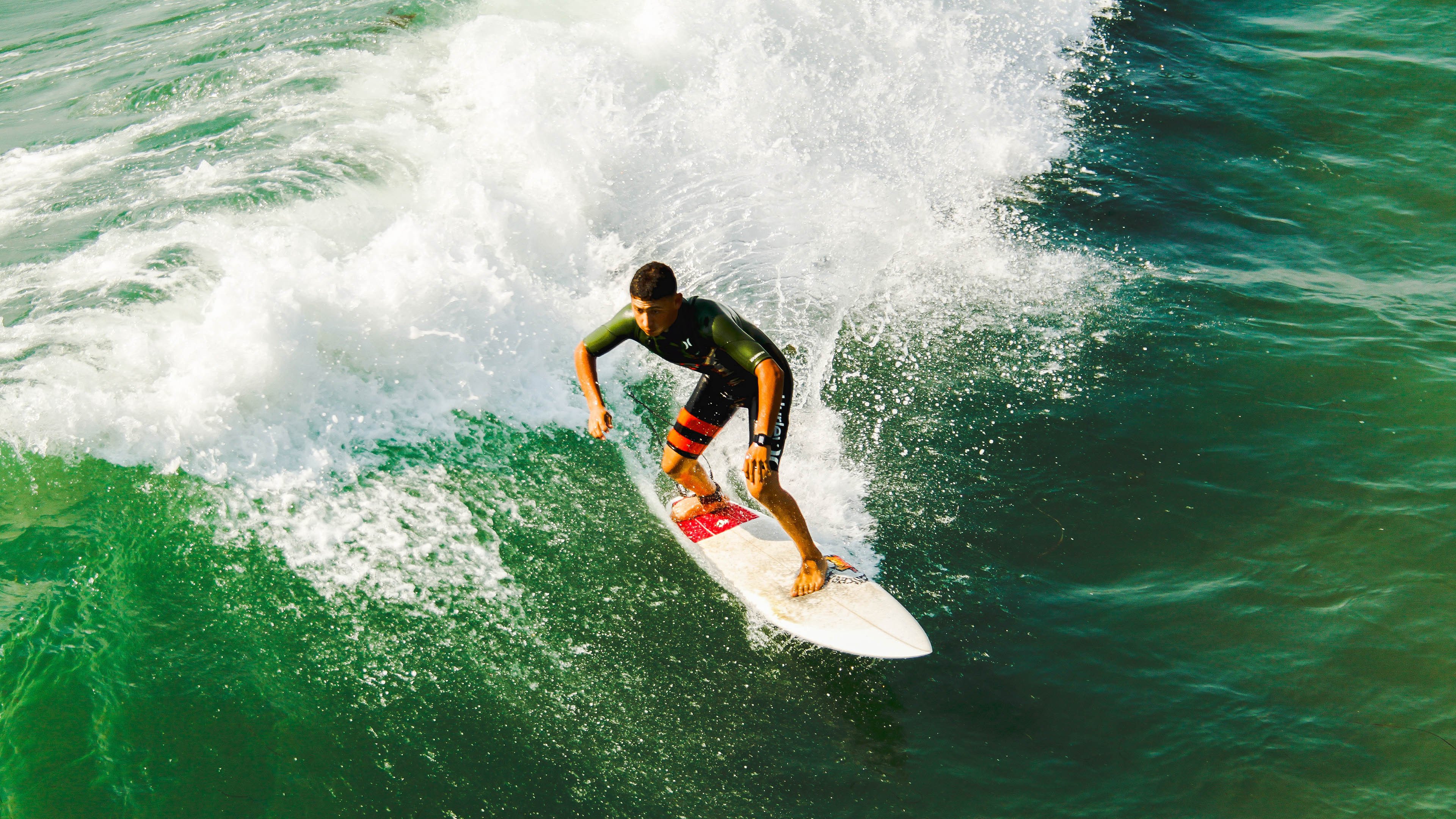 中国全民足球运动发展报告发布，行业持续健康发展，中国足球运动发展现状与分析